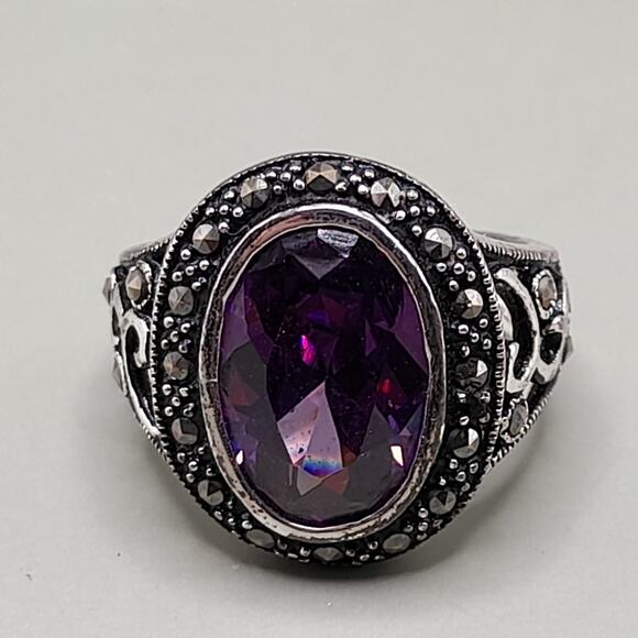 Vintage Purple Crystal Ring Marcasite 925 Sterling Size 8.25 main image 7